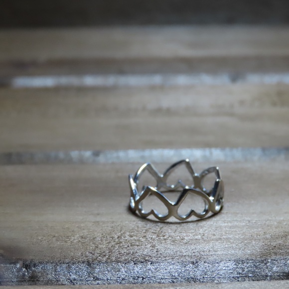 Open heart sterling silver ring. Size 6 - Picture 3 of 8
